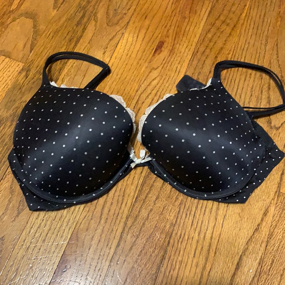 34D victoria’s secret push up bra
